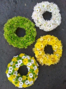 Cvetni aranžmani za vrata 3