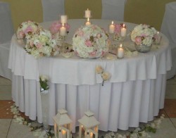 Stolovi za mladence 14